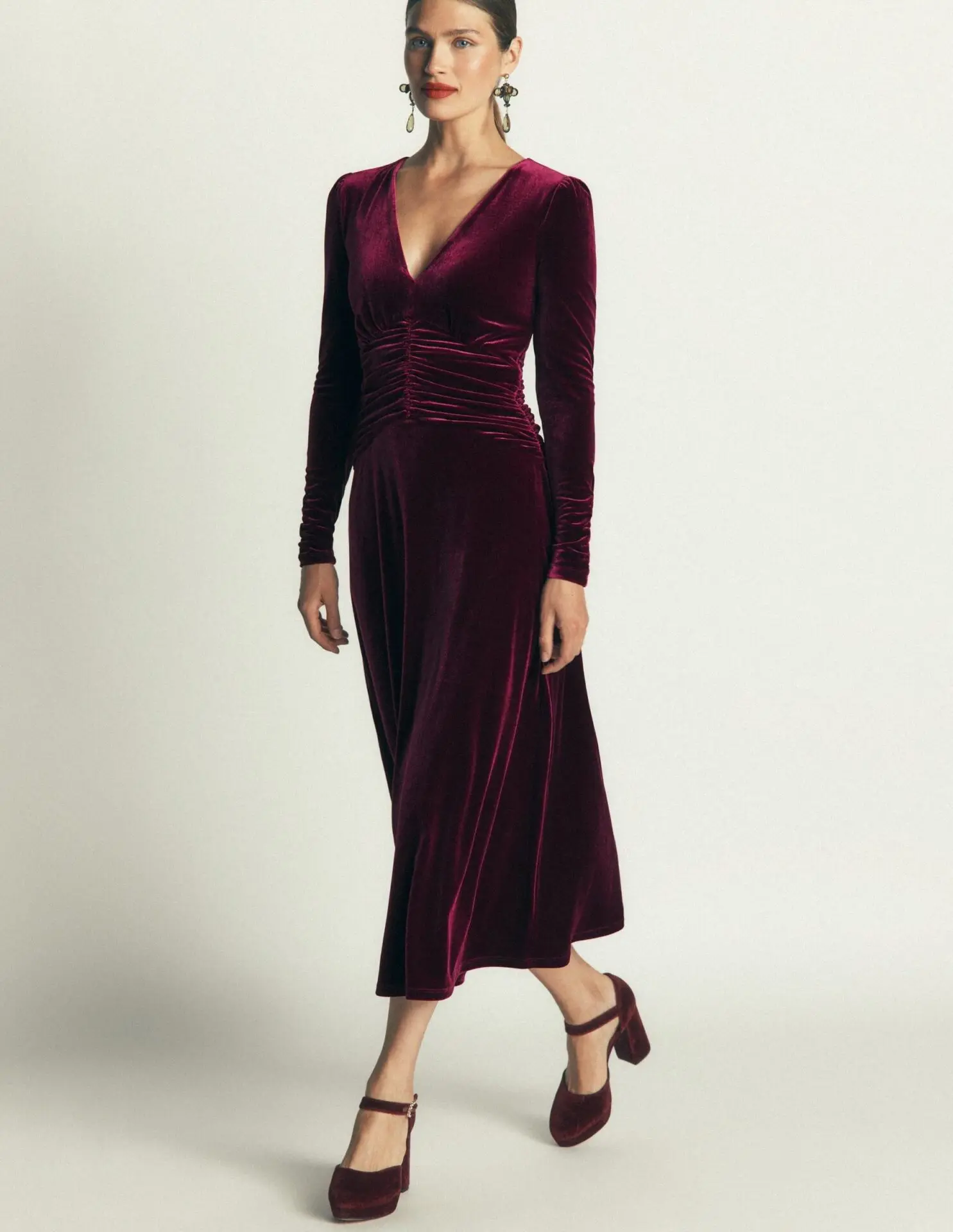 Mya Ruched Velvet Midi Dress (Beetroot Red)