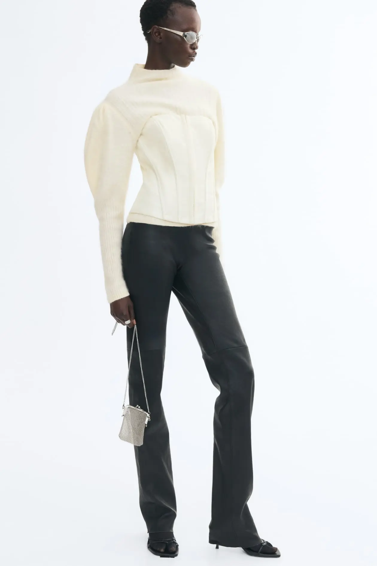 Fitted Rib-Knit Wool Sweater (Cream)
