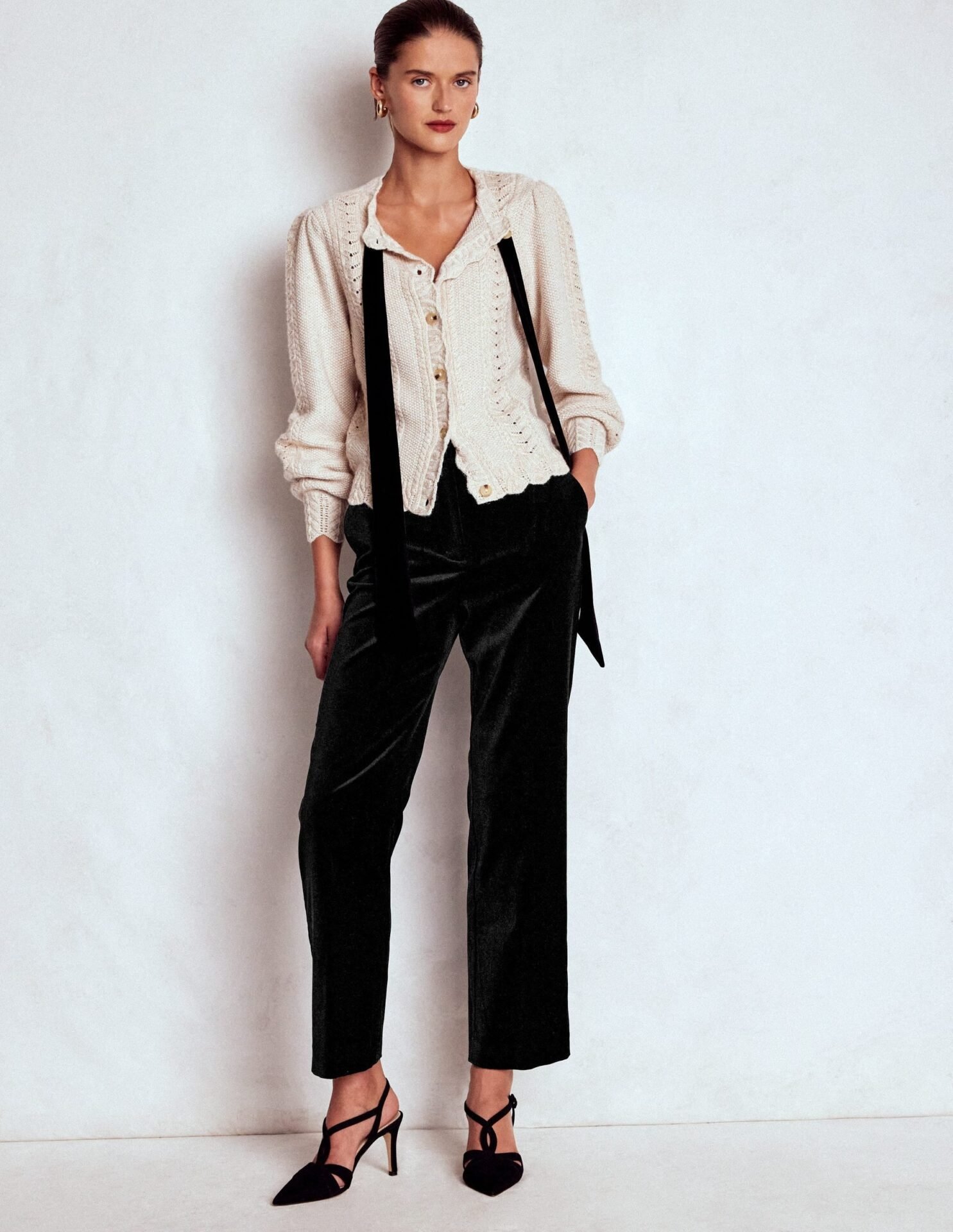 Canonbury Velvet Pants (Black)