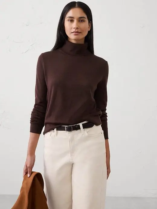 Merino Wool Turtleneck Sweater (Dark Chocolate)