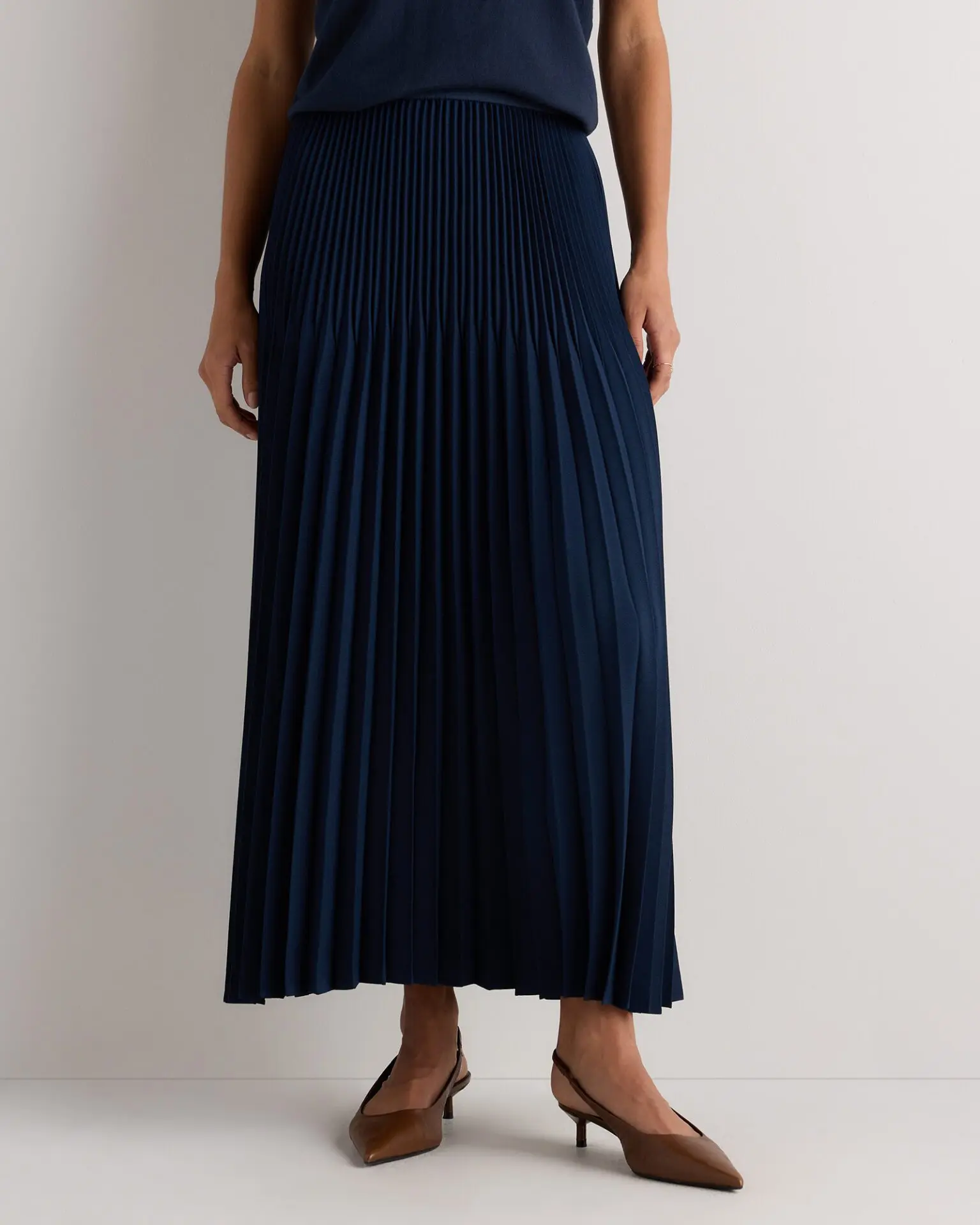 Pleated Matte Midi Skirt (Riviera Navy)