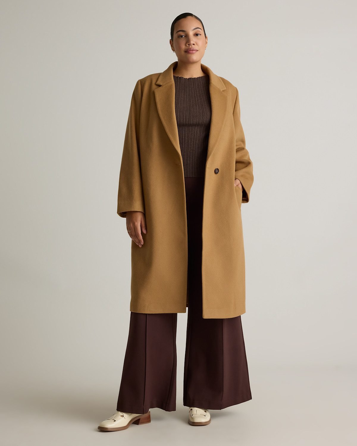 Italian Wool Classic Single-Breasted Coat (Caramel)