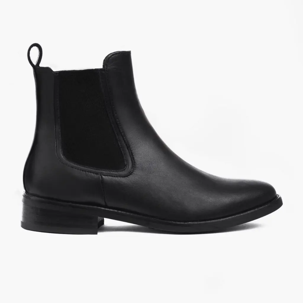 Duchess Chelsea Boot (Black)