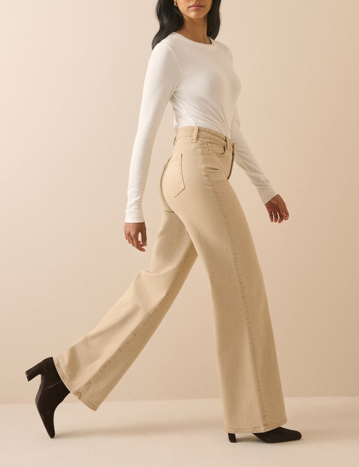 High Rise Soho Wide Leg Jeans (Sand)