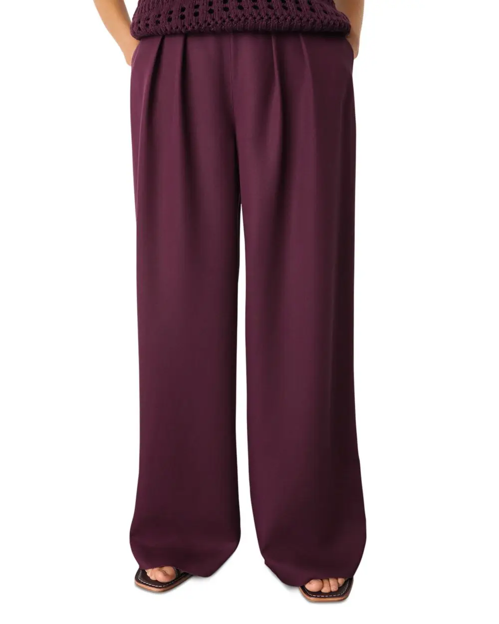 Pleat Front Relaxed Trousers (Plum)