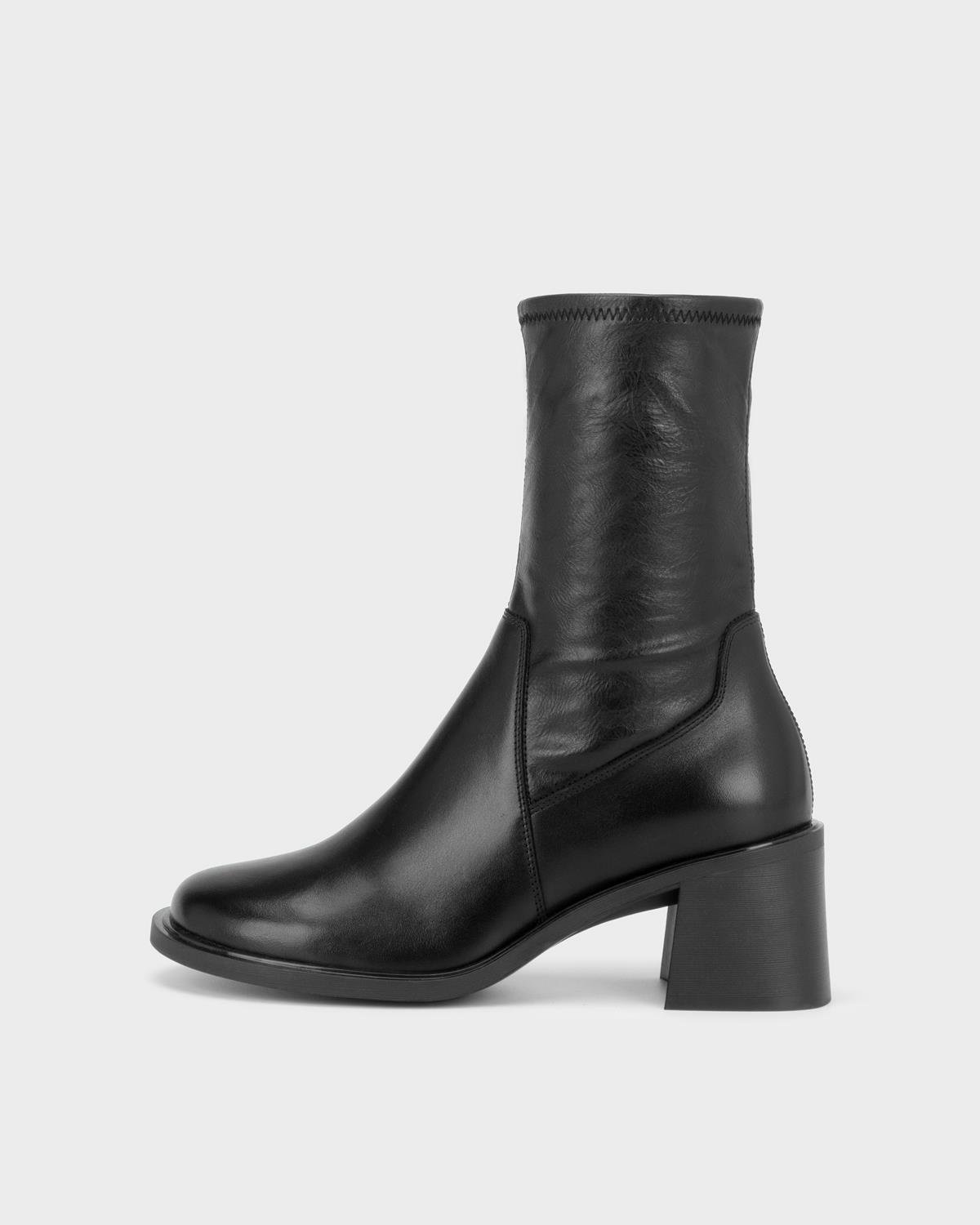 Vega Ankle Boots (Black Leather)