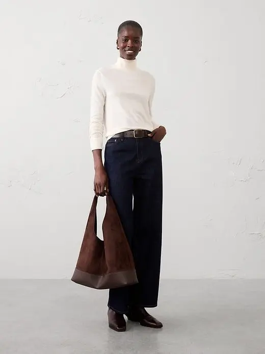 Merino Wool Turtleneck Sweater (Snow Day)