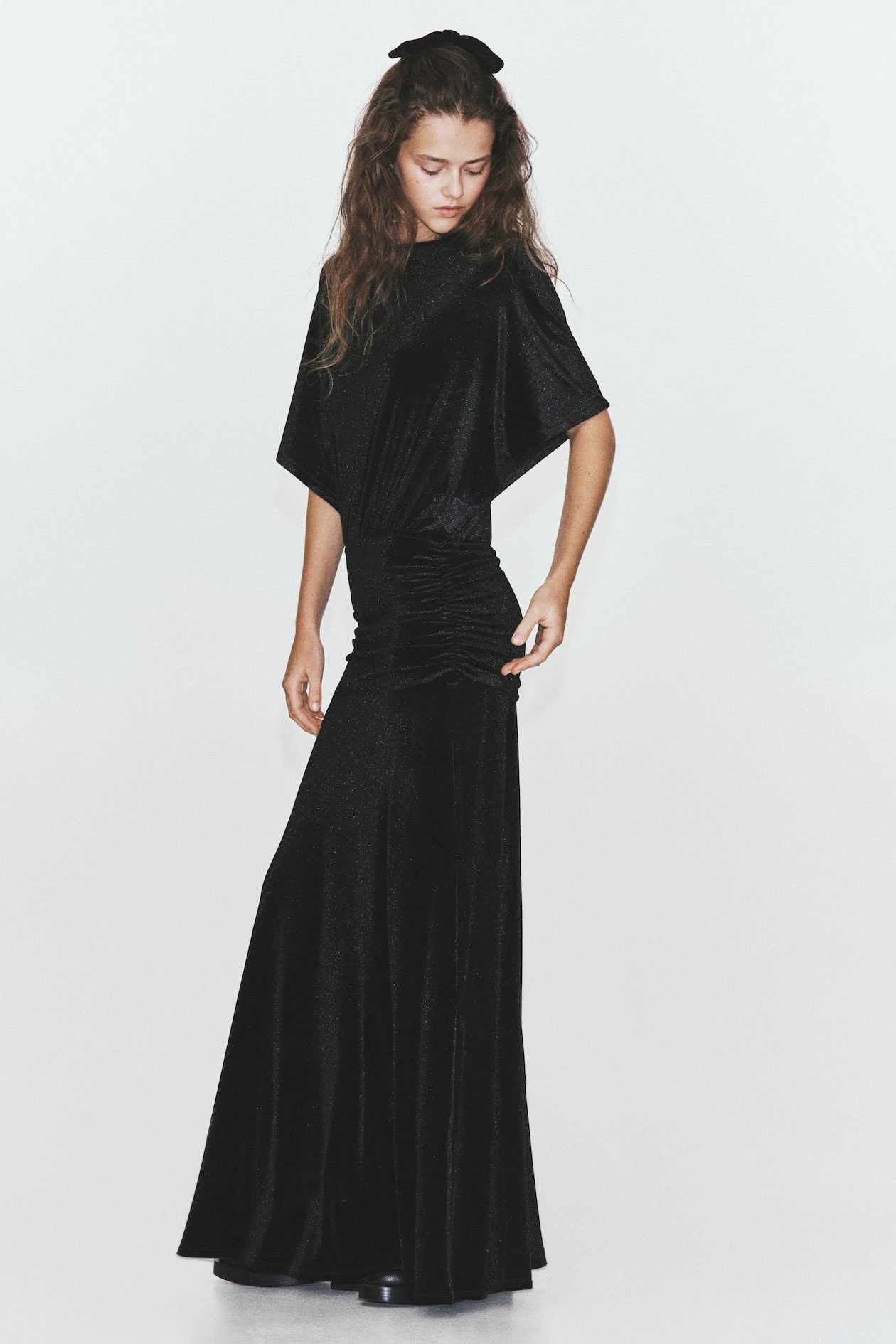 Gathered Velvet Dress (Black)