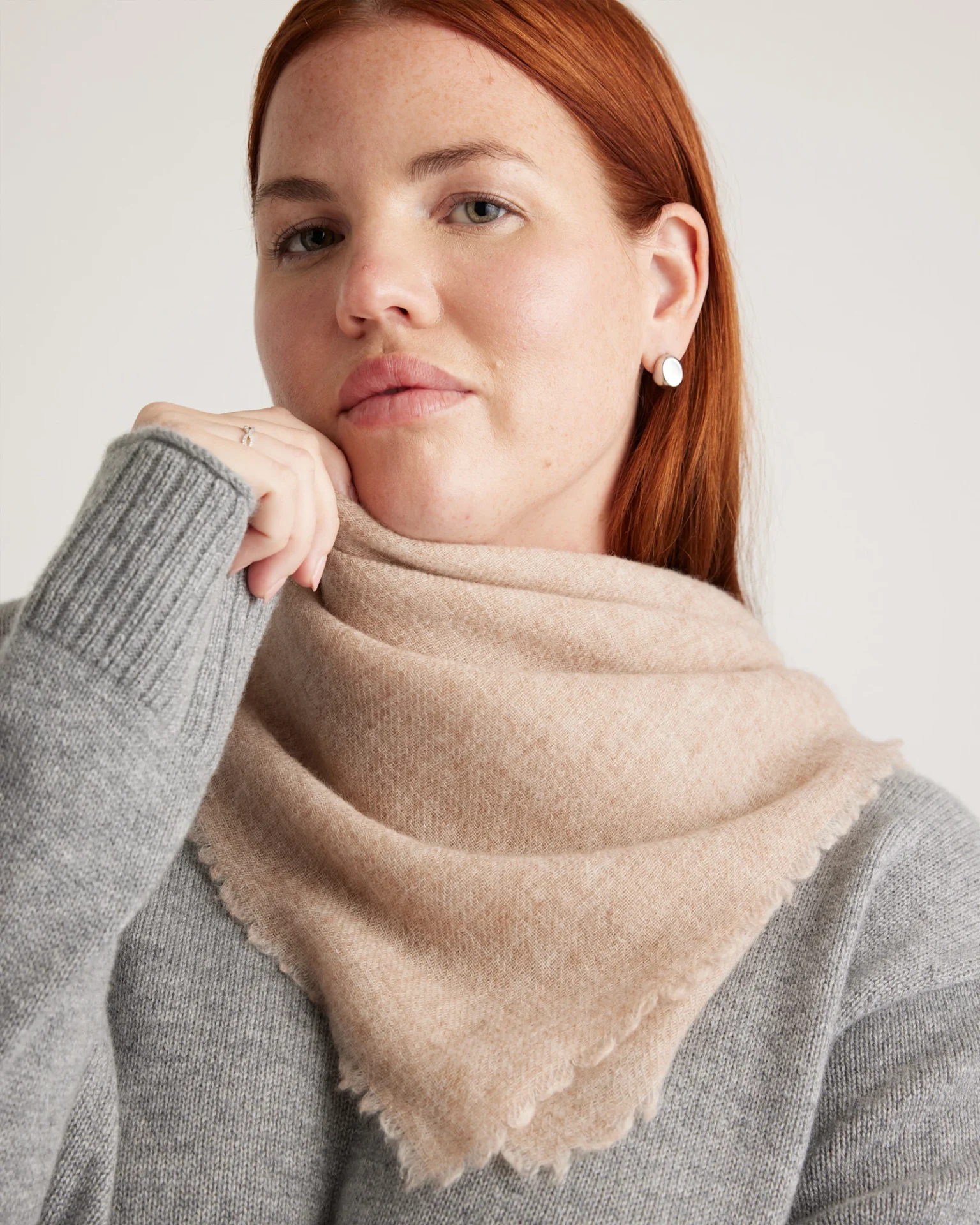 Mongolian Cashmere Square Scarf (Oatmeal)