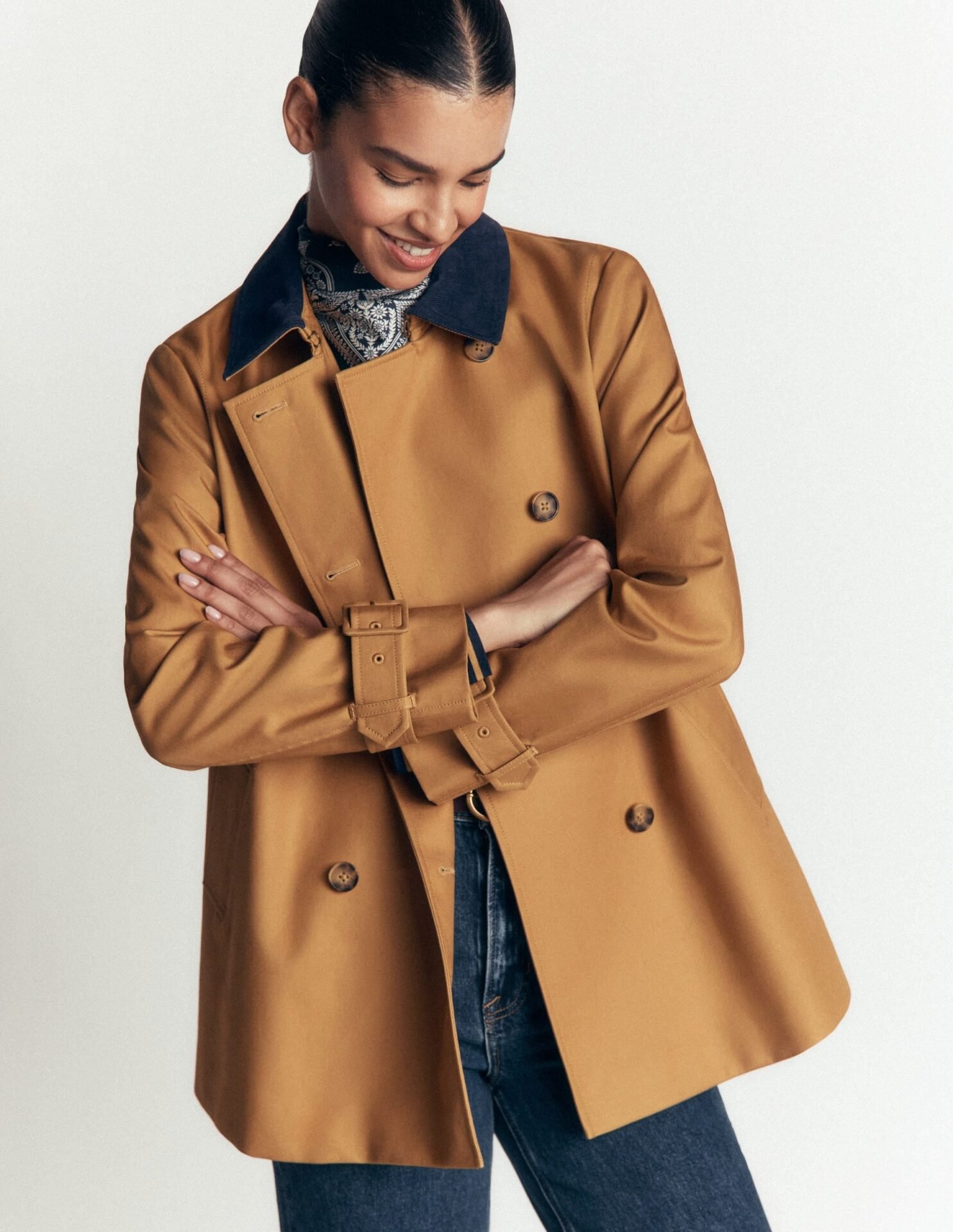 Swing Box Short Trench (Camel)