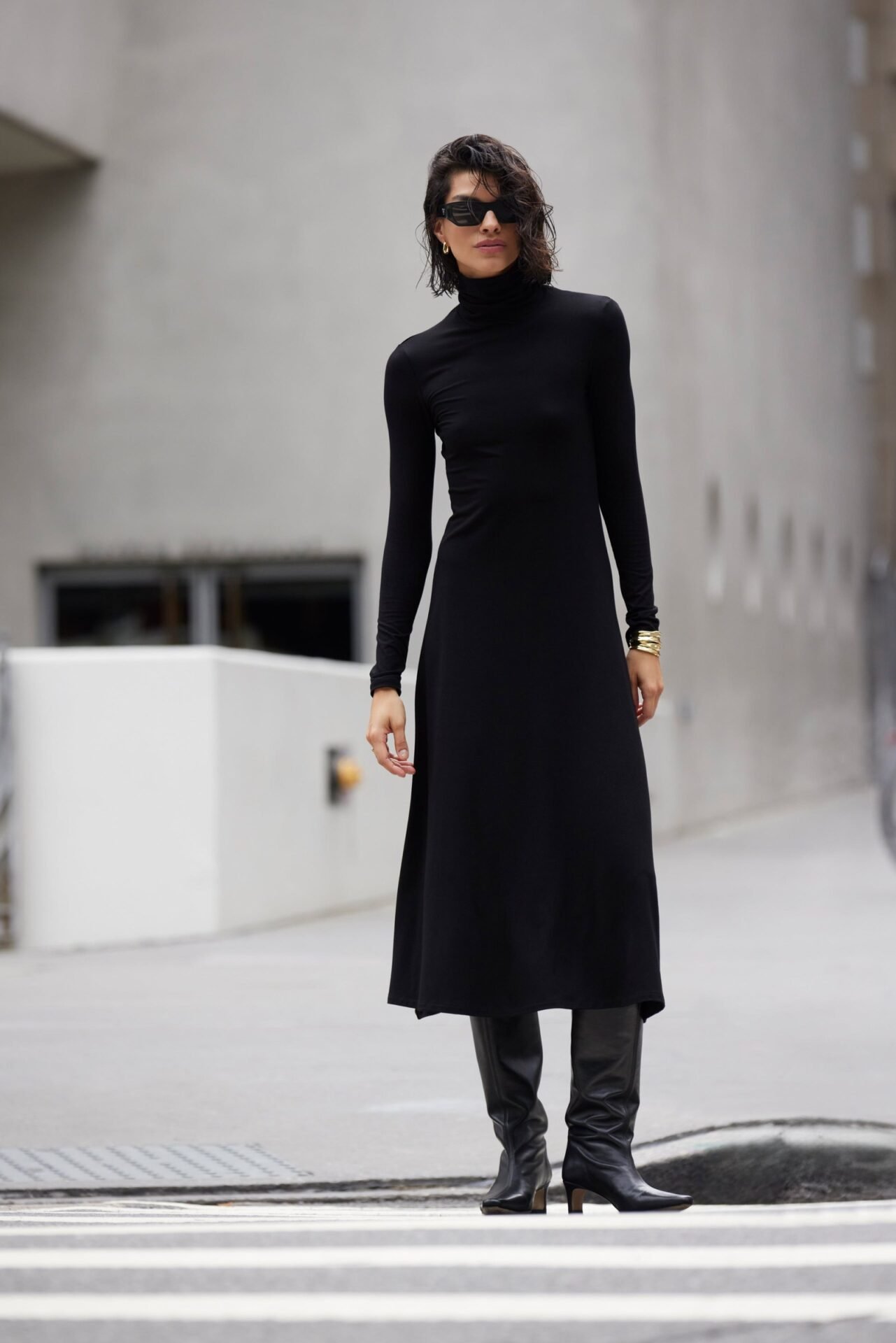The Turtleneck Dress (Black)