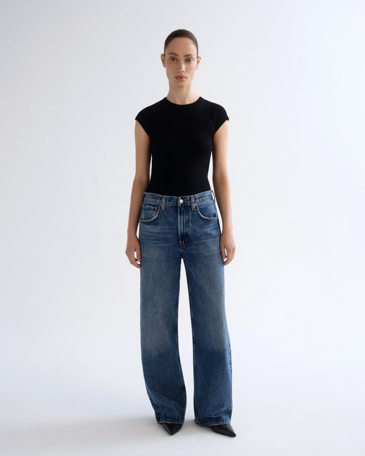 Low Curve Jean (Chapter)