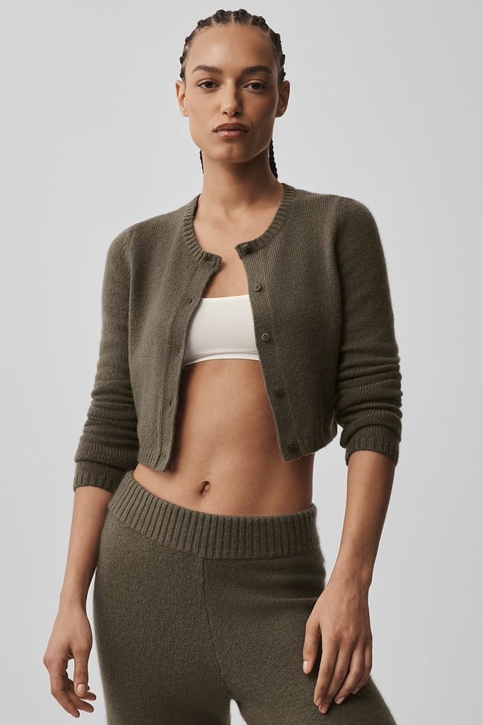 Wool Cashmere New Class Cropped Cardigan (Olive Tree)