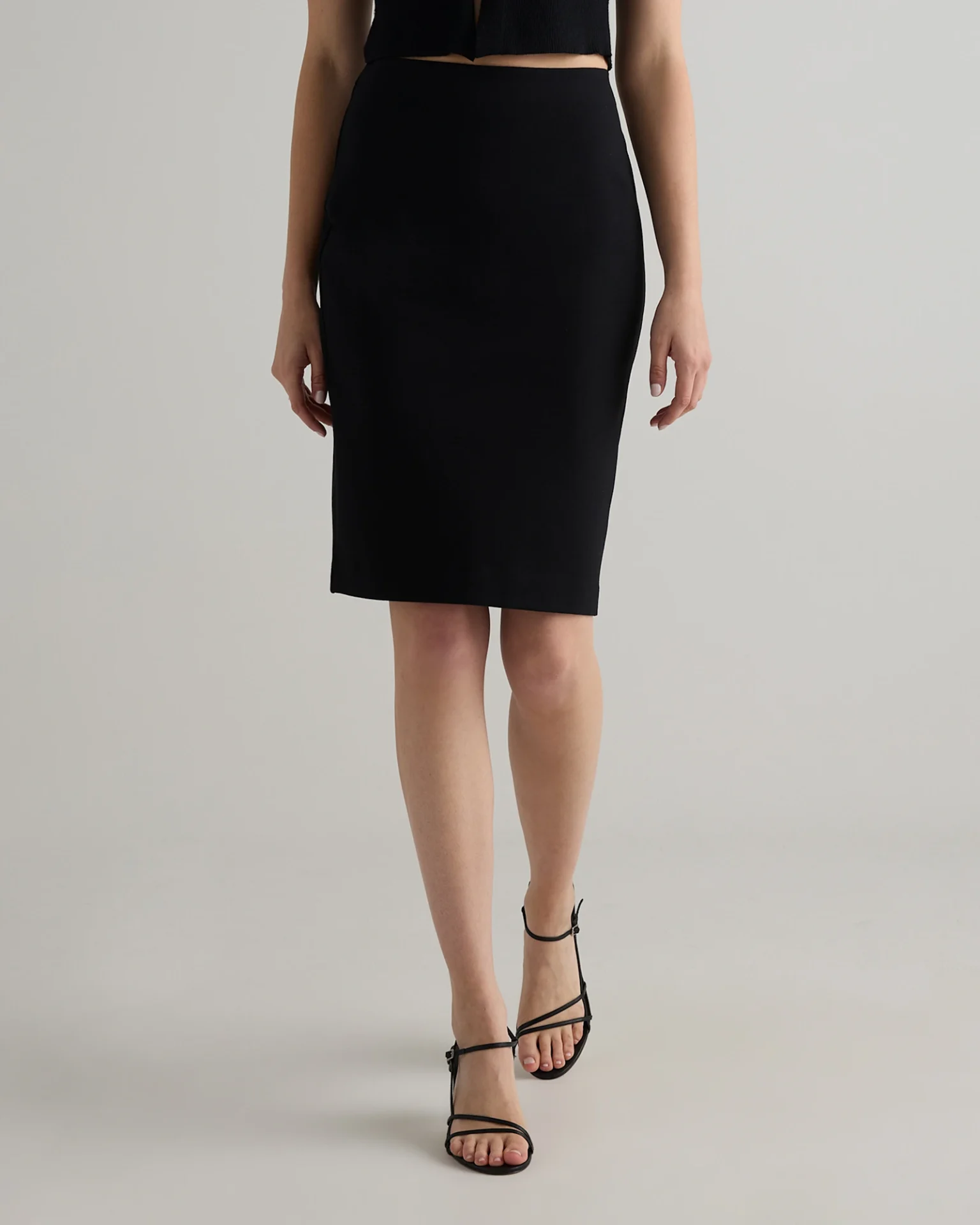 Ultra-Stretch Ponte Pencil Skirt (Black)