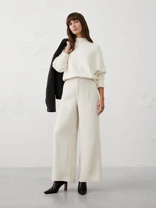 Wide-Leg High-Rise Crepe Pleated Trouser (Transition Cream)
