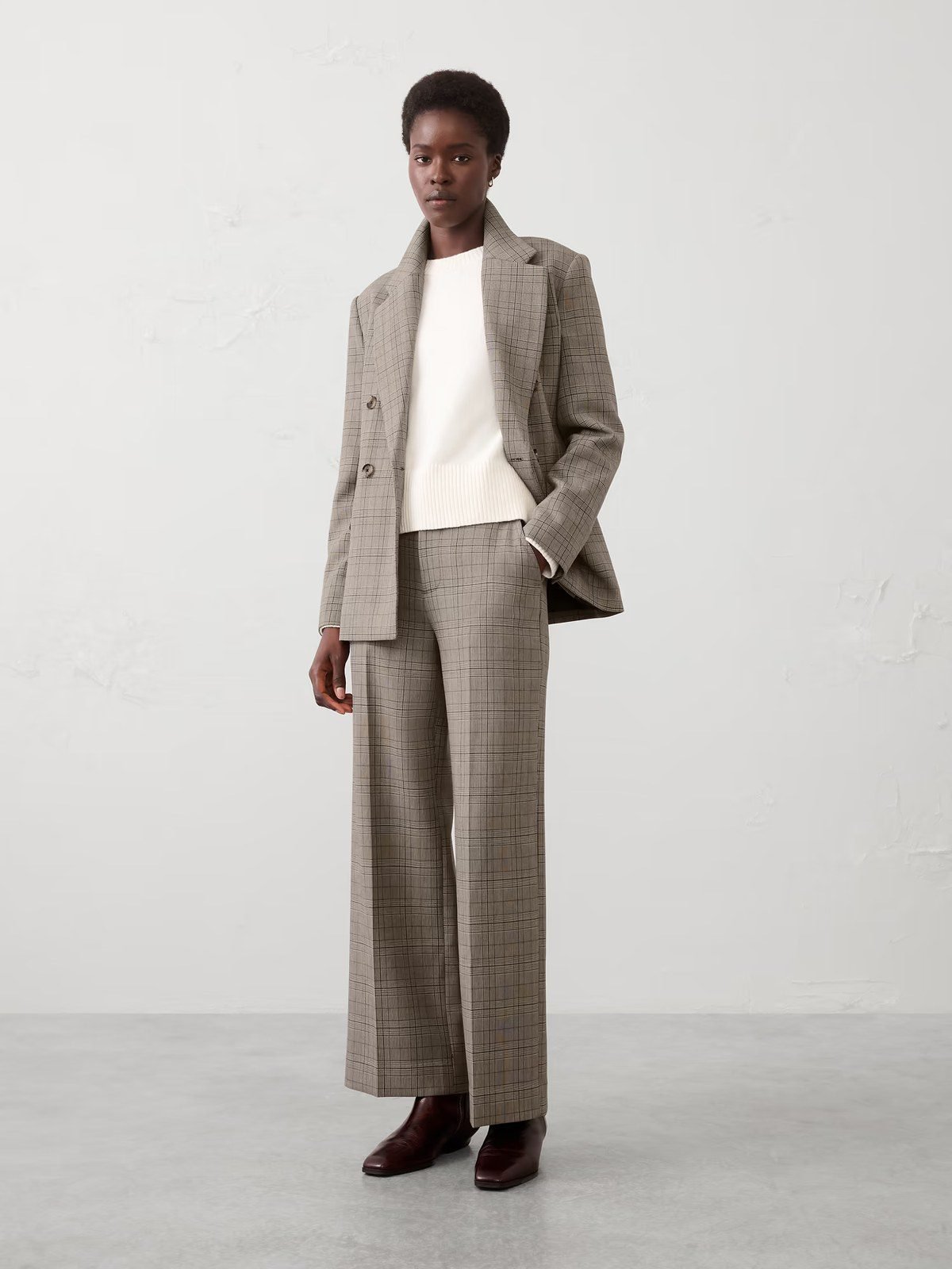 Wide-Leg High-Rise Double Weave Pant (Gray Plaid)